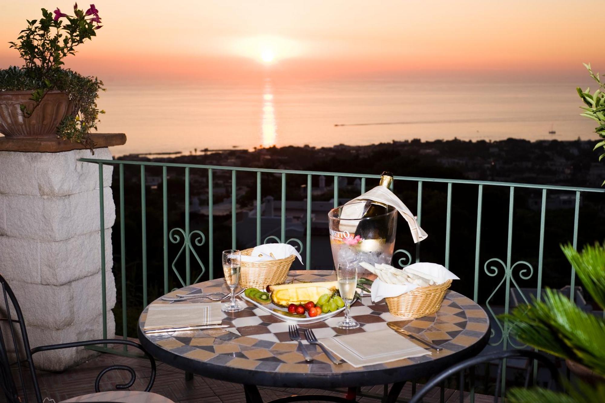 Poggio Del Sole Hotel Forio  Ngoại thất bức ảnh