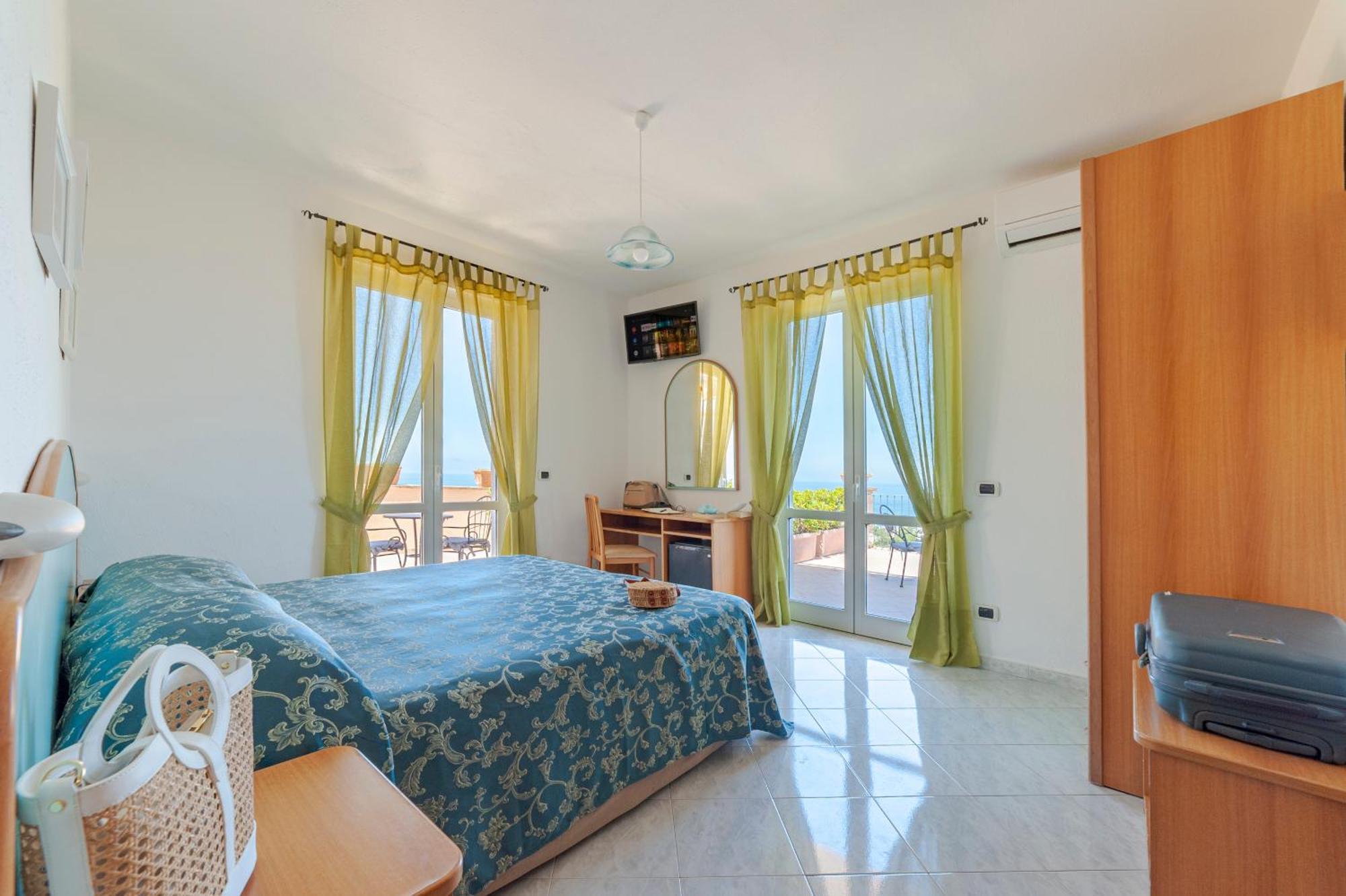 Poggio Del Sole Hotel Forio  Ngoại thất bức ảnh